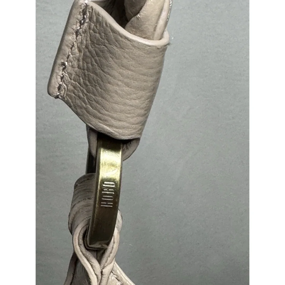 HOBO Brand Madison Shoulder Bag Ivory/Taupe Leather NWOT